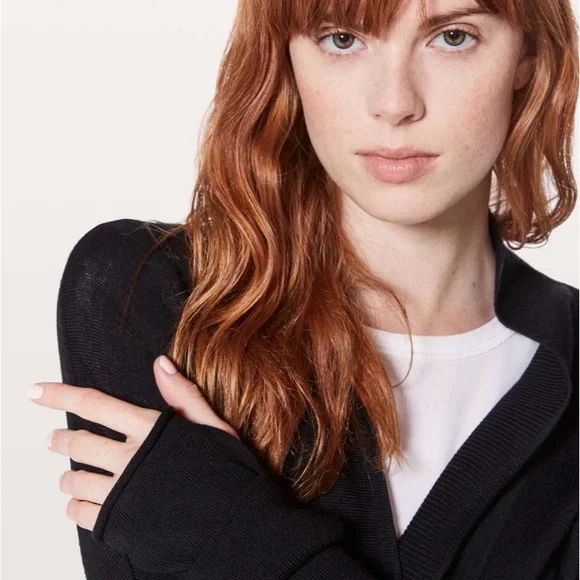 Lululemon Sit In Lotus Wrap II - Picture 4 of 7